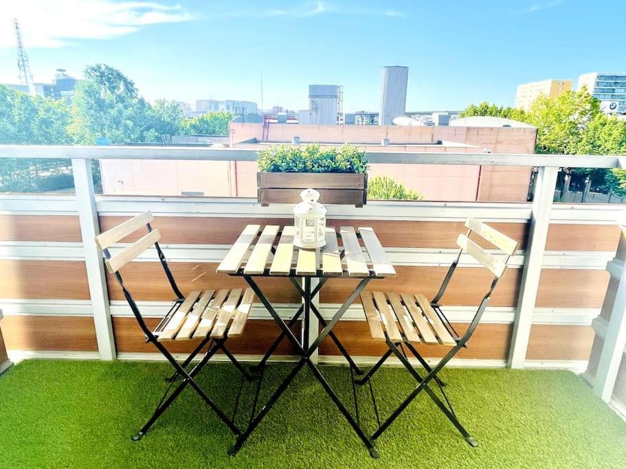 Airport Expo Apartment Lissabon Exterior foto